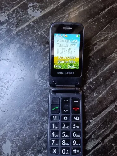 Celular simples Multilaser