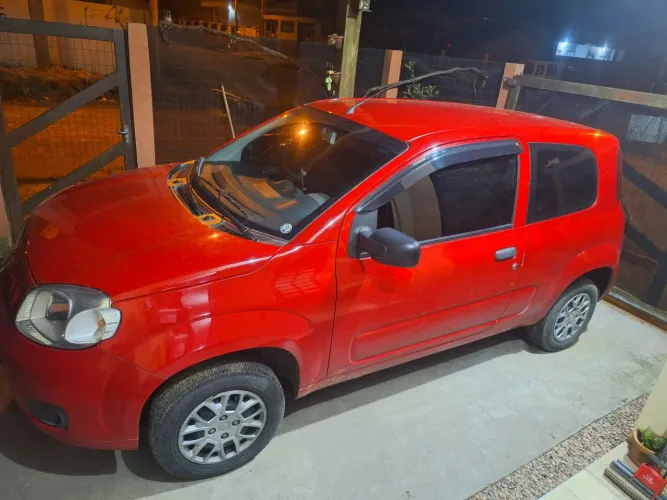 Fiat Uno Vivace 1.0 EVO Fire Flex 8V 3P 2013