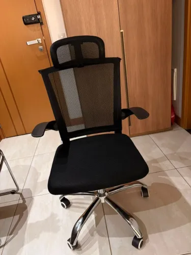 Cadeira Ergonômica Giratória para Escritório/Home Office