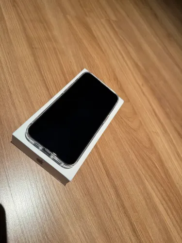 IPHONE 16e 128GB NOVO GARANTIA APPLE 1 ANO OPORTUNIDADE
