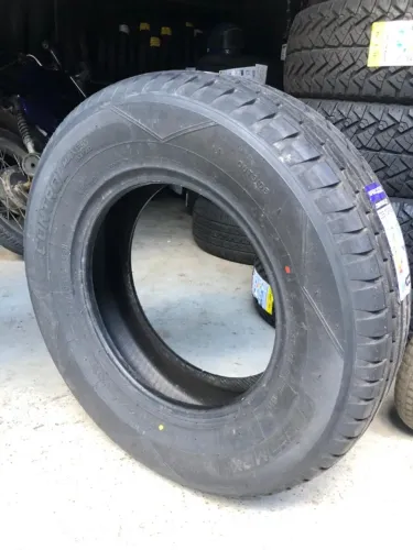Pneu 235/70/R16 Speedmax Control modelo HT com excelente vantade no asfalto