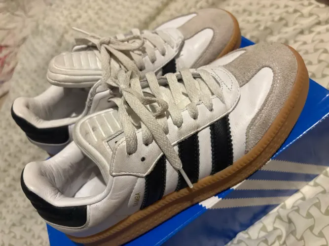 ADIDAS SAMBA XLG BRANCO E PRETO 36