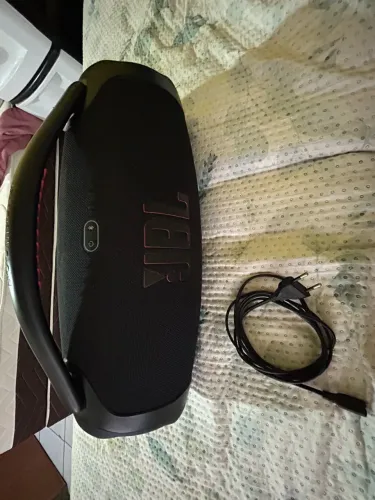 Caixa de som JBL boombox 3