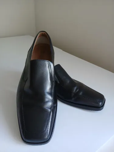 Sapato Sergio's de Couro Preto Nº 40 - Elegância e Conforto Excelente Conservação