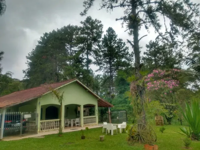 SÍTIO À VENDA EM TAPIRAÍ ? SP | 6 ALQUEIRES | 300 METROS DE FRENTE PARA A RODOVIA