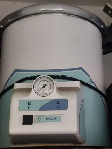 Autoclave funcionando novo na caixa