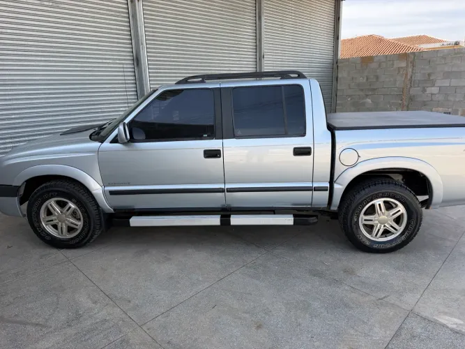 Chevrolet S10 Pick-up Exec. 2.8 4X4 CD TB Int.dies 2008