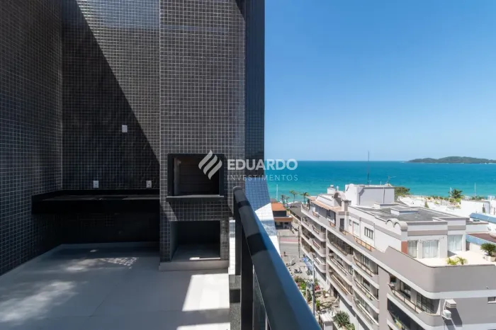 Cobertura Duplex no Residencial Leme | 230 m², 4 Suítes e Terraço Bombas / Bom