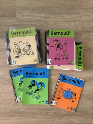 Apostilas didáticas Bernoulli 2026/27- 3ªsérie, pré vestibular ENEM e outros vestibulares.