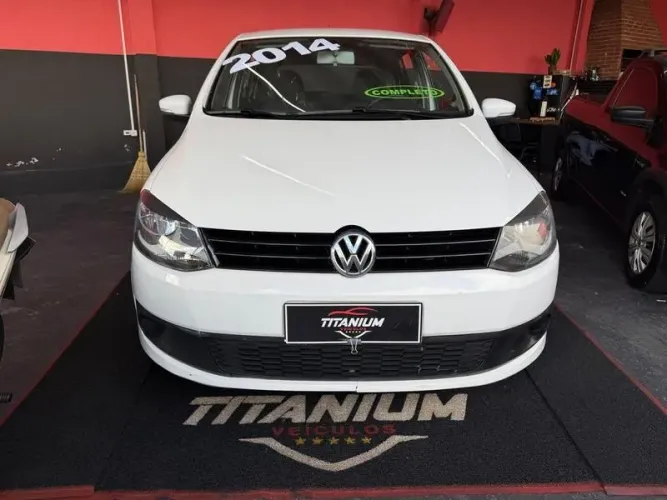 Volkswagen Fox 1.0 MI Total Flex 8V 5P 2014