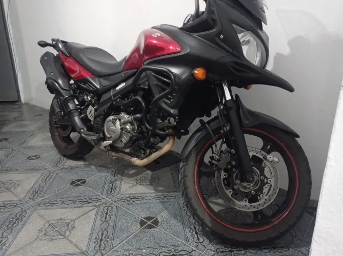 Vstron 650 impecável