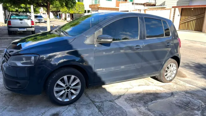 Volkswagen Fox 1.6 MI Total Flex 8V 5P 2013