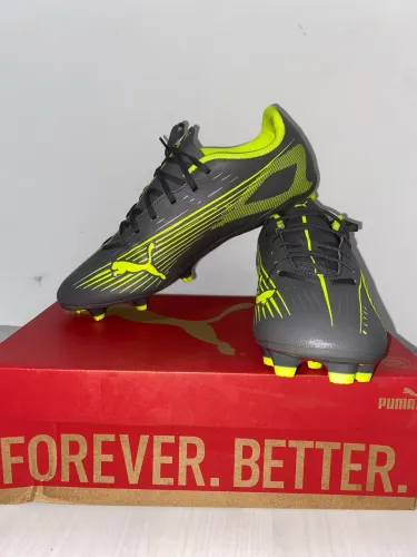 Chuteira Puma Ultra 5 Play FG/AG 43 - Usada 1x - Nova