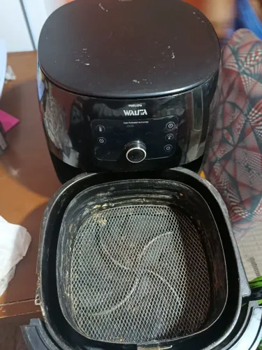 Air fryer usada a venda.