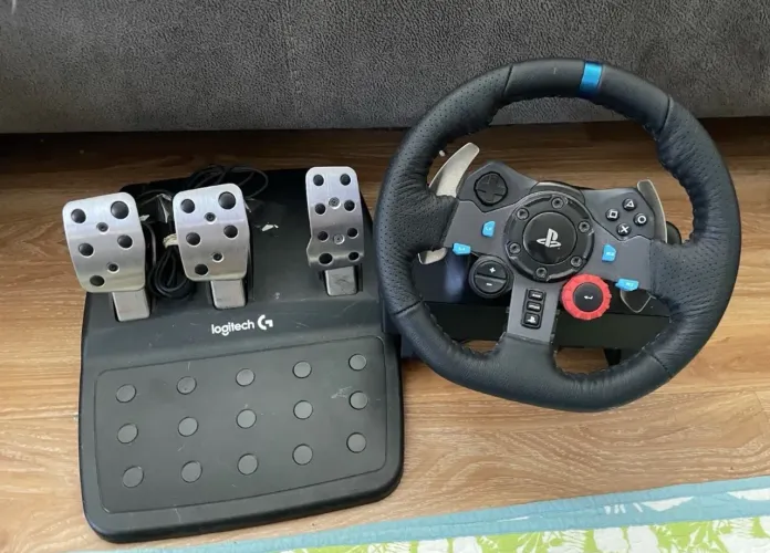 PlayStation 5 Logitech G29 Driving Force Racing Wheel e pedais para PS5 PS4 PS3 PC