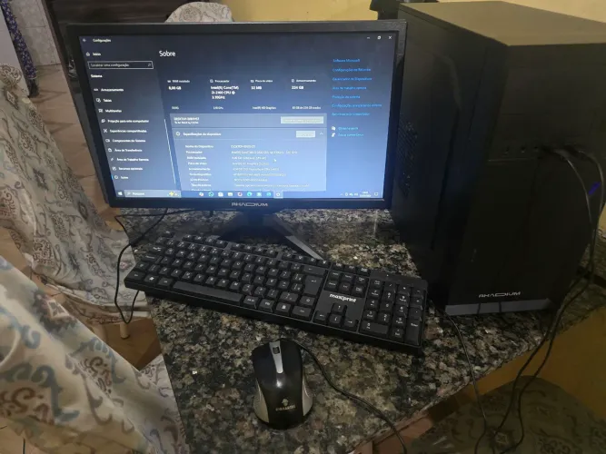 Computador de mesa, completo ! Ja com Adaptador de wifi incluso...
