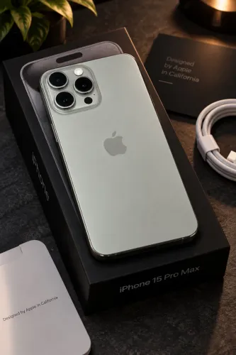iPhone 15 pro Max 256 giga