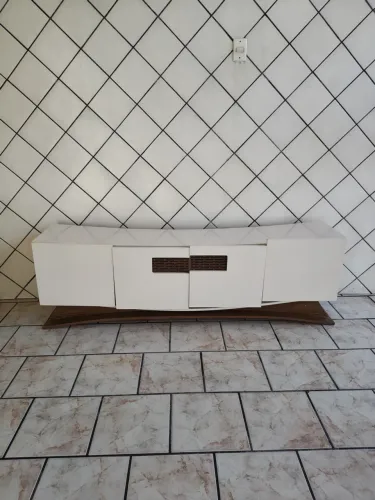 Vende-se rack de sala