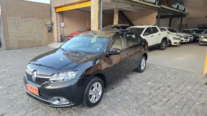 Renault Logan Dynamique Hi-flex 1.6 8V 4P 2014