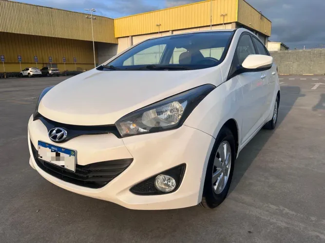 Hyundai HB20S C.style/c.plus1.6 Flex 16V Aut. 4P 2014