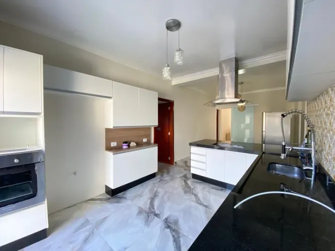 Casa com 3 dormitórios à venda, 183 m² - Parque das Laranjeiras - Sorocaba/SP