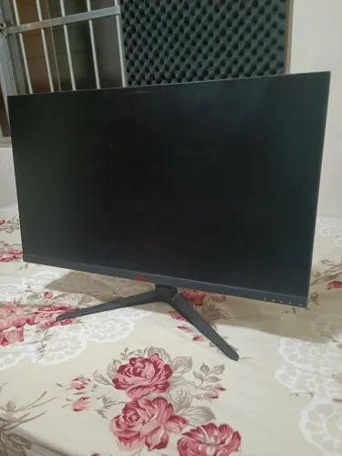 Monitor Gamer Pichau Centauri CR24E (PG-CTR24E-BL01) Com Defeito