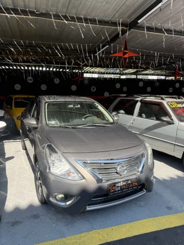 Nissan Versa SL 1.6 16V Flexstart 4P Mec. 2016