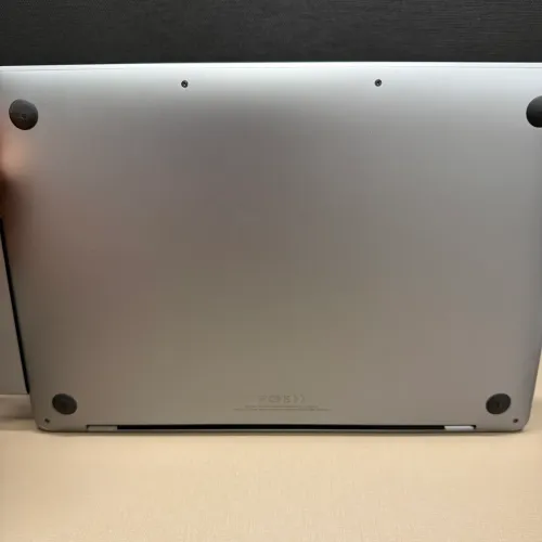 MacBook pro - m2 16 mb - 256 gb hd