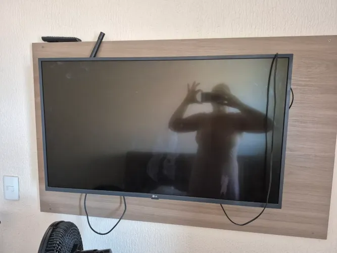 Tv LG 43" Com defeito