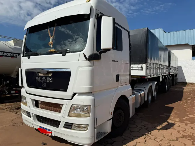 Caminhão Man TGX 440