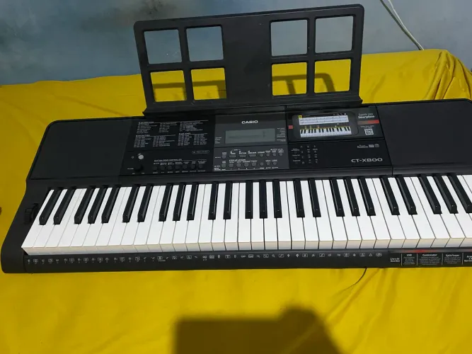 Teclado Cassio CT- X800 61 TECLAS