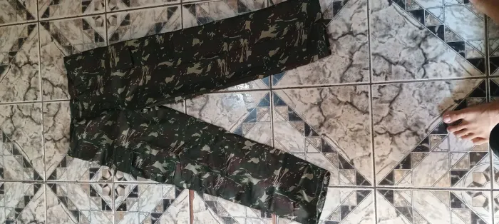 Vende-se roupas camuflada 