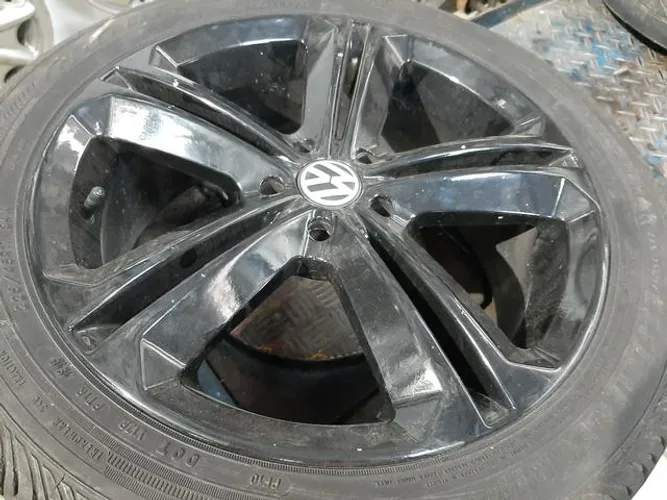 Roda aro 17 Estrela Black Piano Volkswagen Fox 5X100 