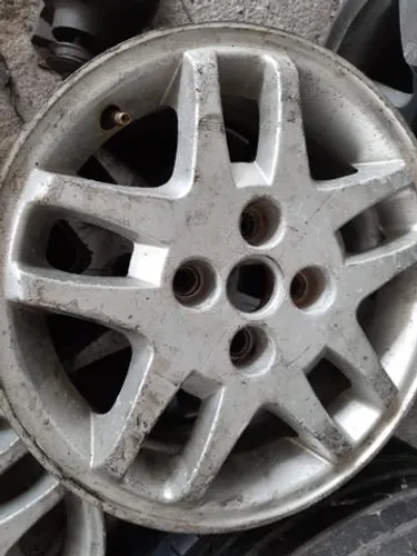 Roda aro 14 Prata Fiat Palio Weekend Adventure 4X98 jogo