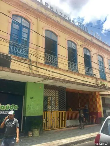 Prédio Comércial de 600 m² no Centro Comercial Belém