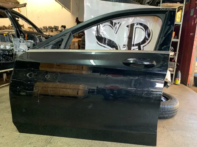 Portas Mercedes C180! SR Peças usadas!
