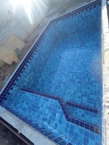 Construções e reformas de piscinas