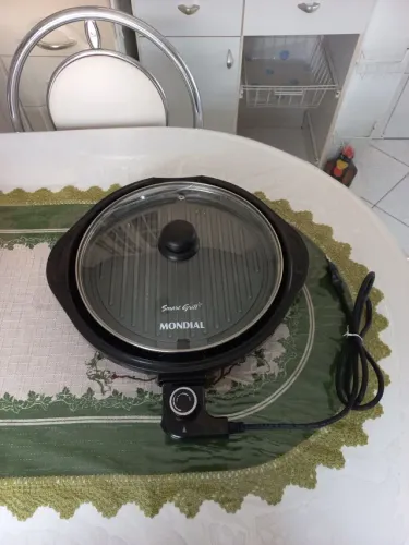 Grill Elétrico Mondial