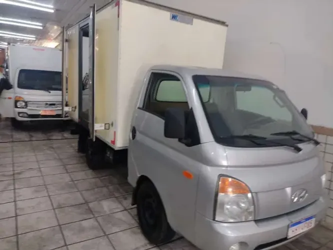 Hyundai HR 2012 8v baú carga seca refrigerado carroceria Kia bongo k2500