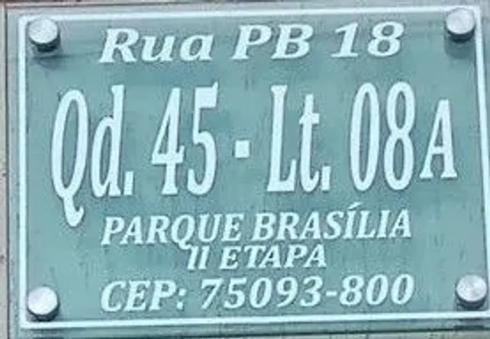 Placas de endereço e espelhos 