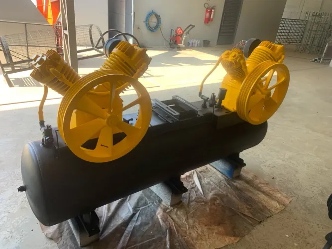 Compressor de ar industrial 80pes marca Primax