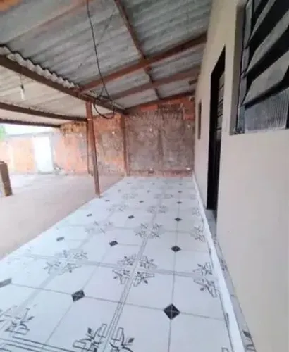 Vendo essa casa no Itapoã 