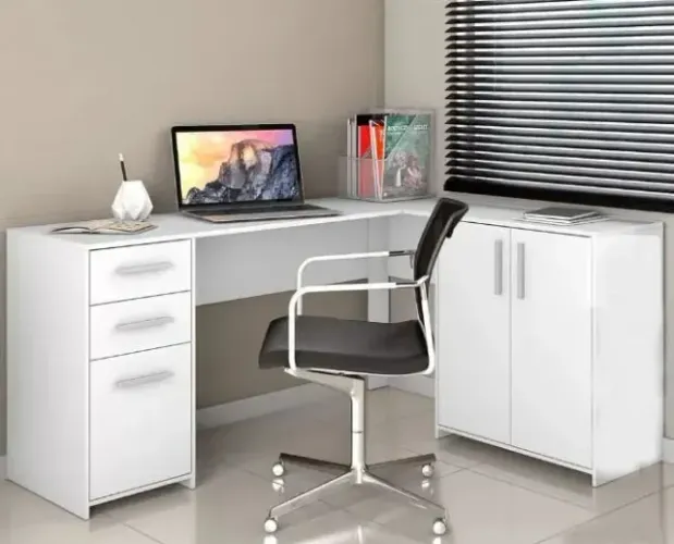 Mesa Escritório com Gavetas e Armário