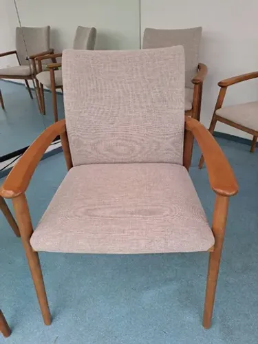 Conjunto  02 Cadeiras Breton - Semi Novas