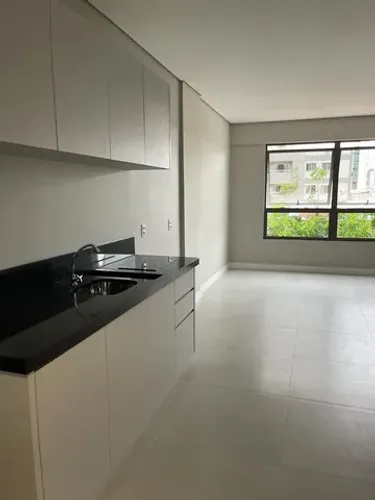 O melhor loft no Centro com as taxas inclusas exceto luz. proximo a Univali. Móveis na Coz