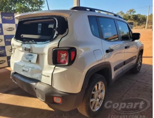 Sucata renegade 2017