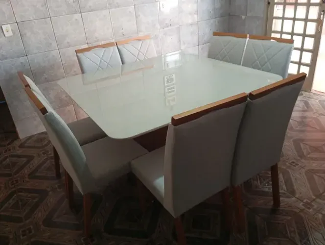 Mesa de jantar executiva 8 assentos tampo de vidro ( temos a pronta entrega)