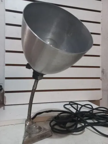 Abajur antiga pé com cinzeiro 40 cm funcionando