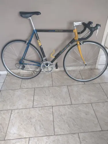 Speed Trek Carbono Race 2100