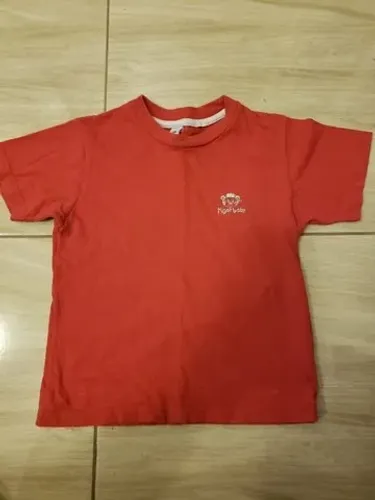 Lote de 4 Camisetas e 1 Regata Grife p/Menino 